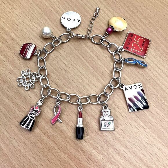 AVON Celebrating 125 years charm bracelet 2011 Beautiful! 7 in + 1.5‎ Ext. - Picture 2 of 10